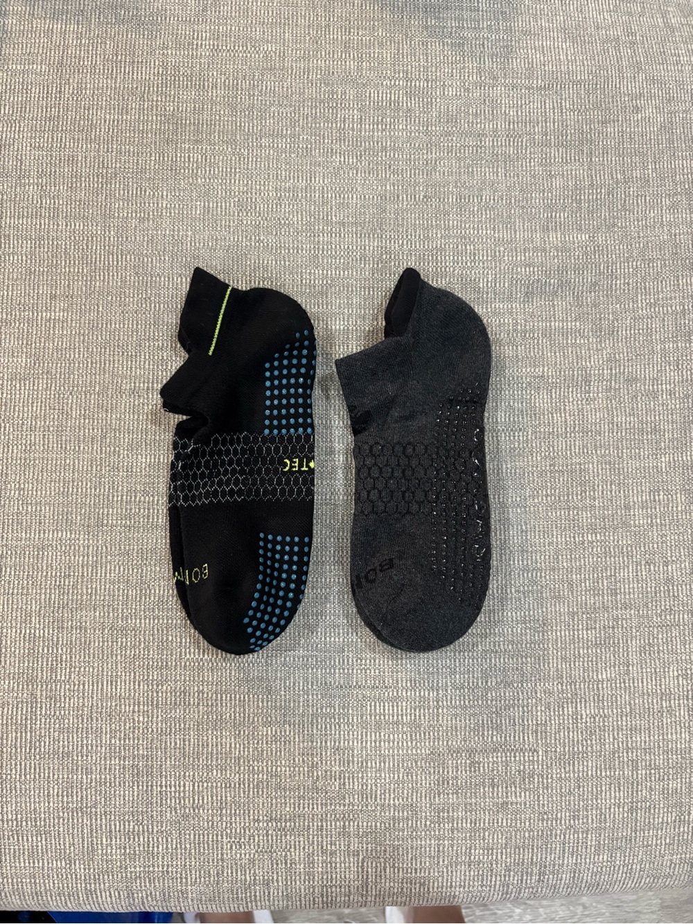 Bombas ankle gripper socks Non-Slip Low-Cut Socks - Black pack of 2 size M